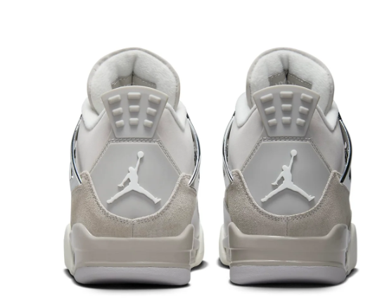Air Jordan 4 Retro 'Frozen Moments' | The Still Frame