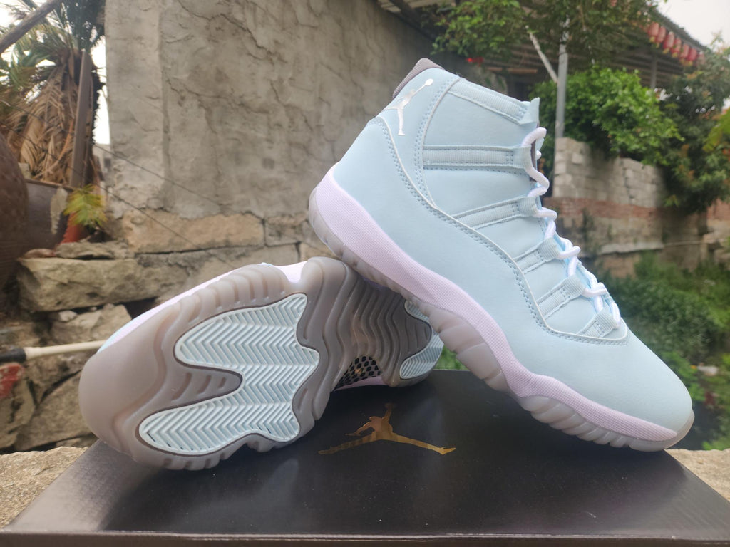 Air Jordan 11 Retro Pale-Moon | Lunar Interlude