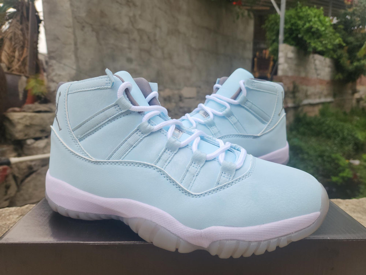 Air Jordan 11 Retro Pale-Moon | Lunar Interlude