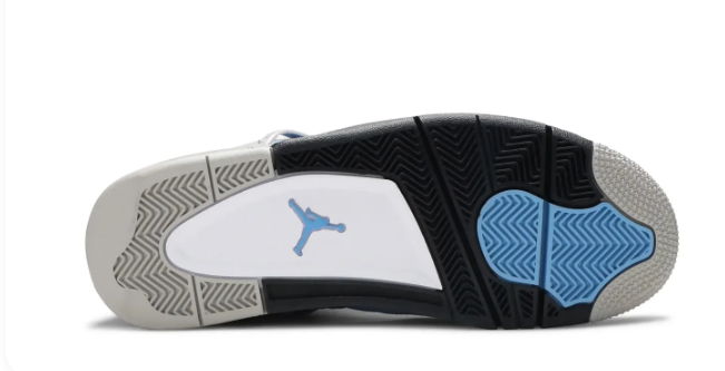 Jordan 4 Retro 'University Blue' | Blue Reverie
