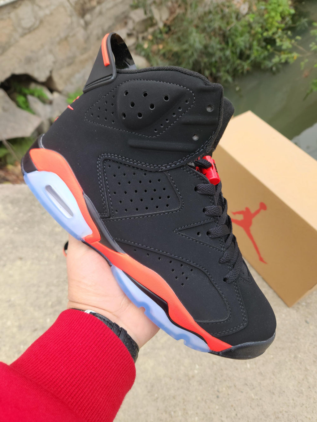 Air Jordan 6 | Metro Cadence