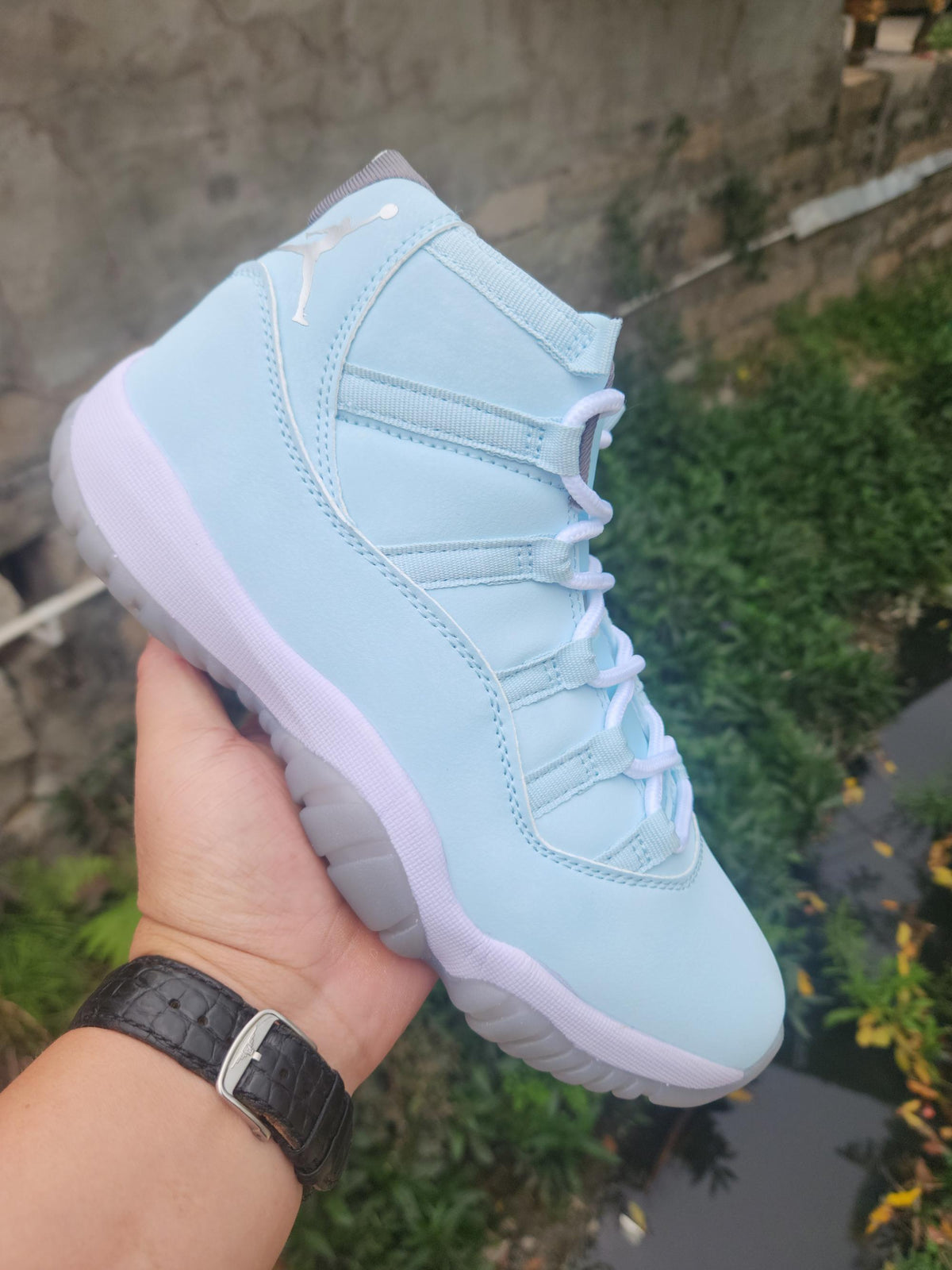 Air Jordan 11 Retro Pale-Moon | Lunar Interlude