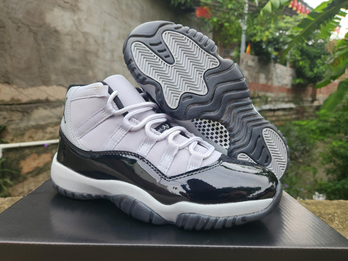 Air Jordan 11 | City Overture