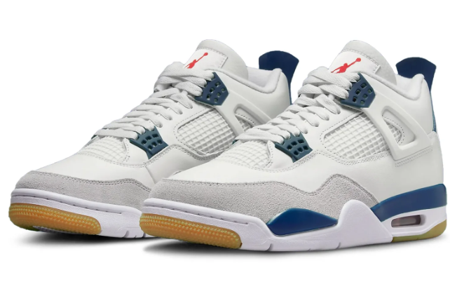 Nike SB x Air Jordan 4 'White Navy' | Navy Bearings