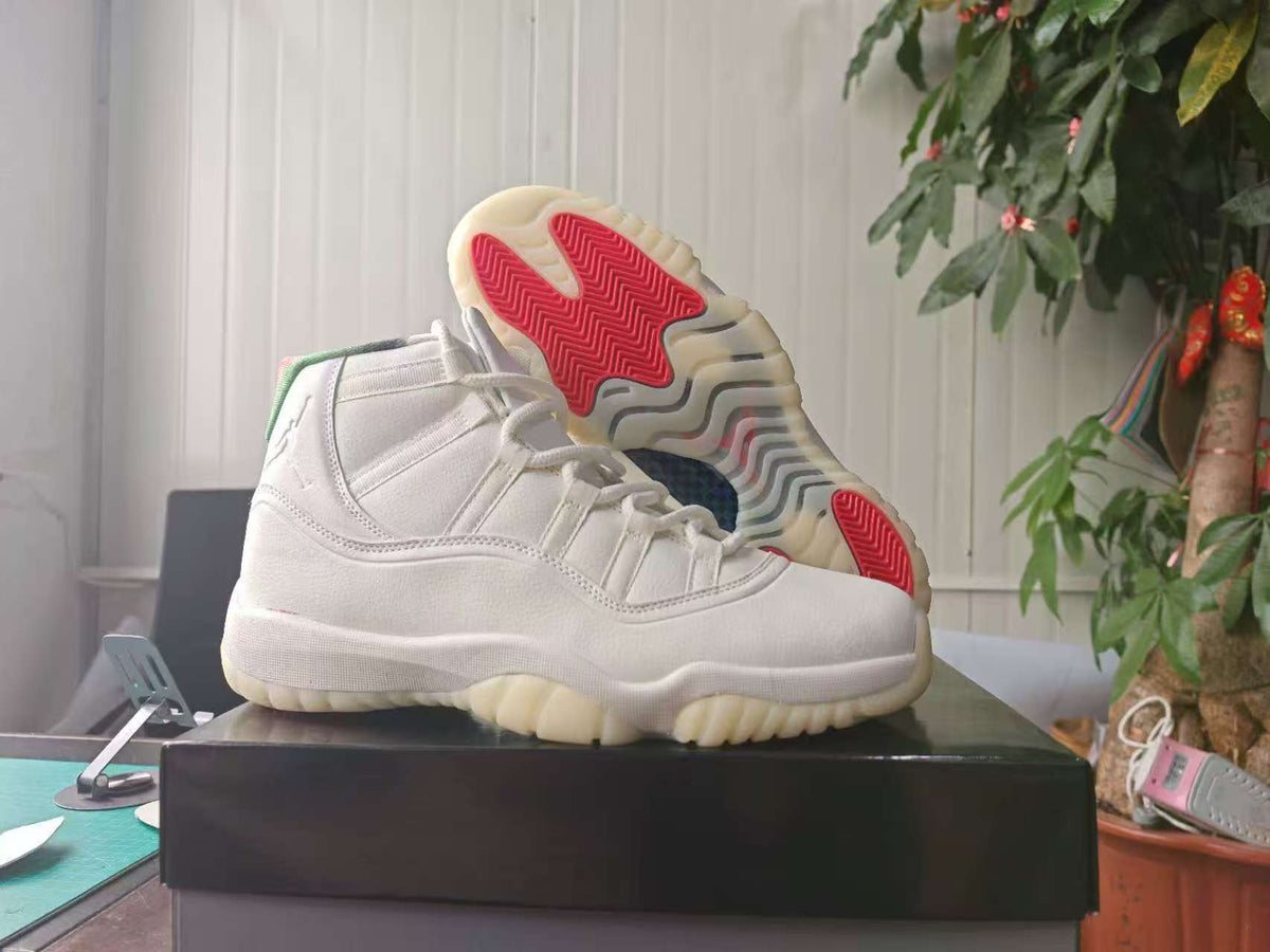 Air Jordan 11 Retro Sail | Royal Folio | IO8959-133