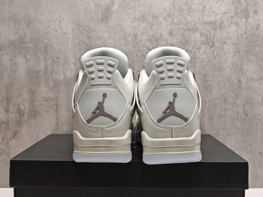Air Jordan 4 Retro Cool Grey | Monochrome Mile | 308497-007