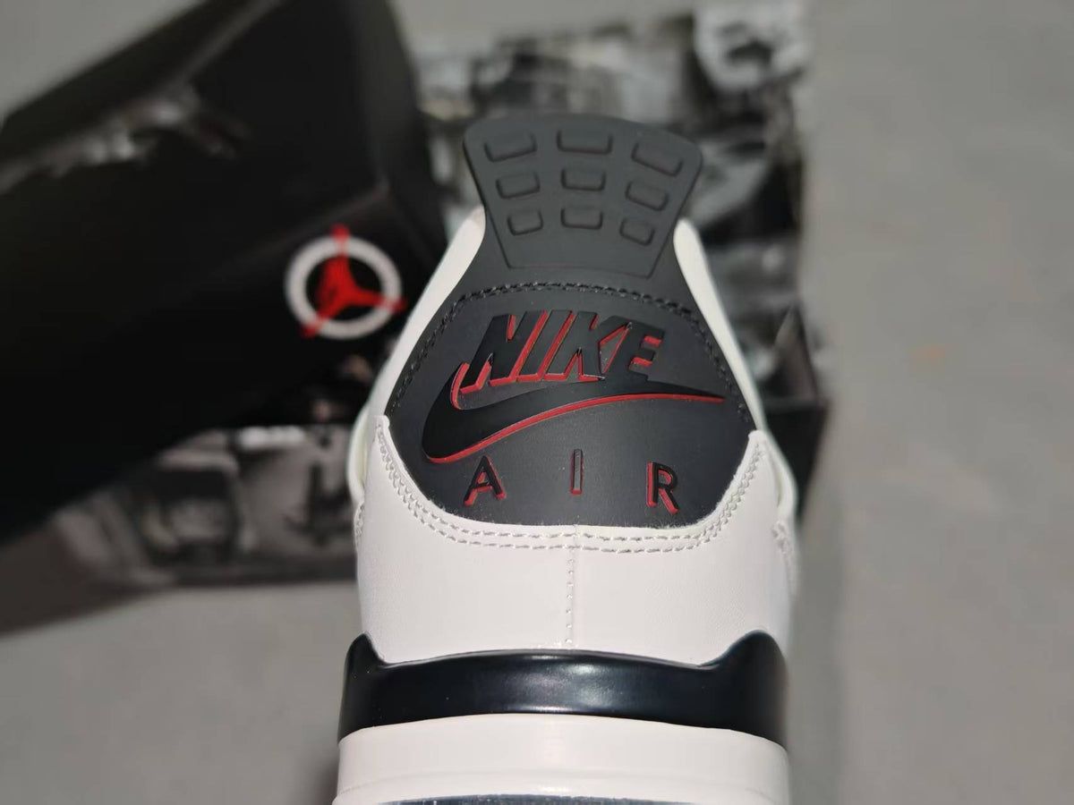 Air Jordan 4 Retro Flight Club | Scarlet Compass | IM4002-100